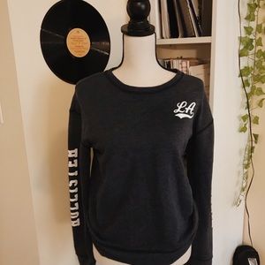 hollister navy sweater | size small
